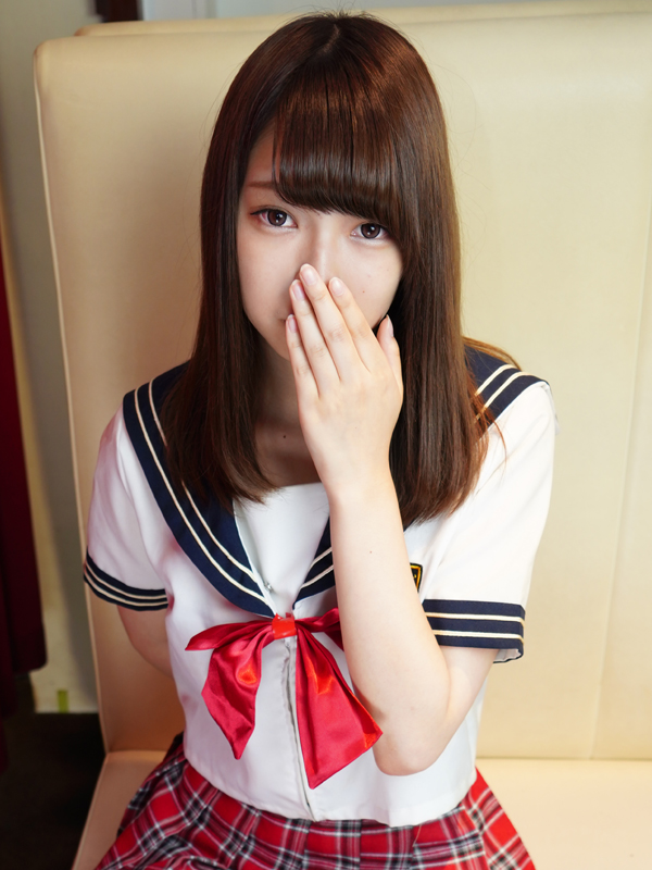 激安ヌキ道楽・京都店 グミ 26歳 T：162cm　B：85(D)　W：55　H：87