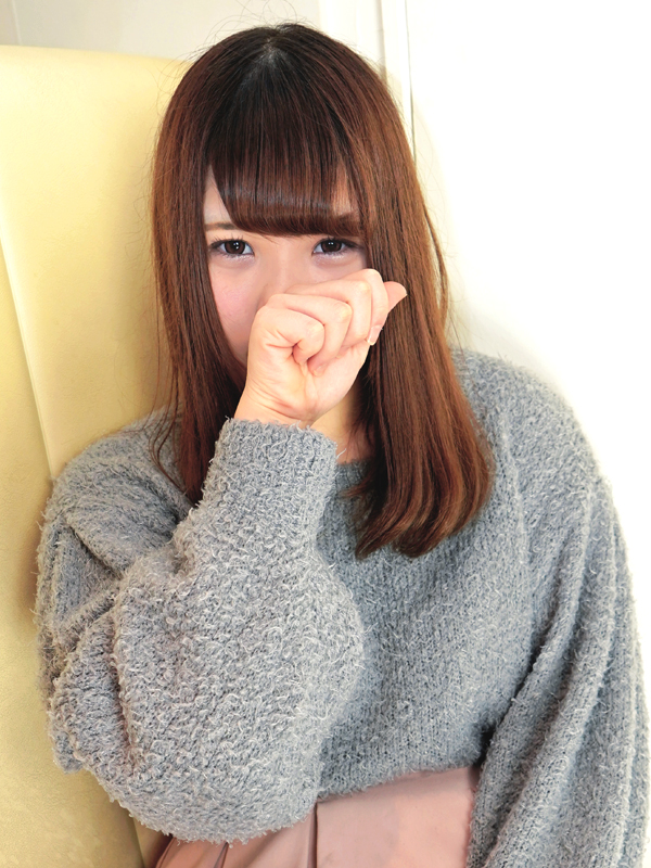 激安ヌキ道楽・京都店 みおり 25歳 T：164cm　B：86(E)　W：56　H：88